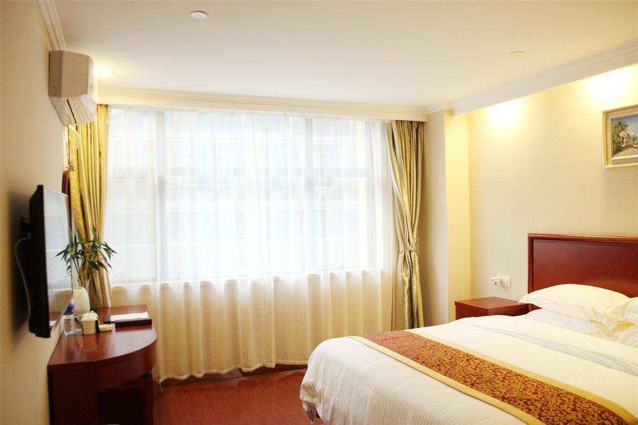 Greentree Inn Beijing Changping Shahe Metro Station Express Hotel Екстер'єр фото