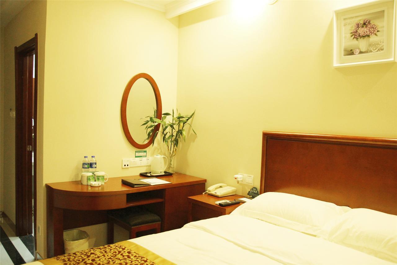 Greentree Inn Beijing Changping Shahe Metro Station Express Hotel Екстер'єр фото